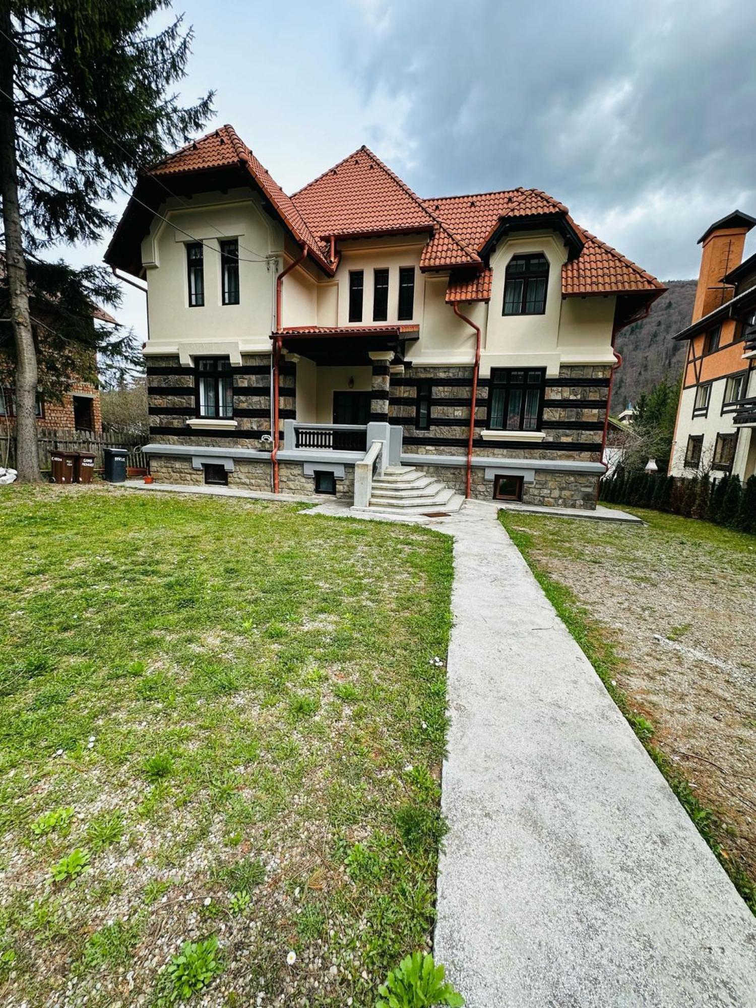 Rapsodia Sinaia Bed and Breakfast Exteriör bild